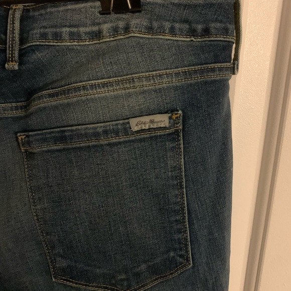 Eddie Bauer Slightly Curvy Straight Jeans - Dark Blue - Picture 4 of 4